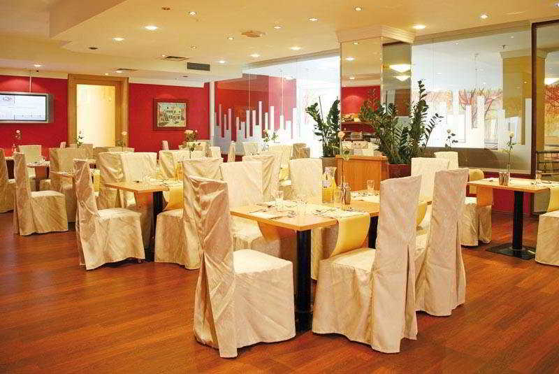 Dion Hotel Villach Restaurang bild